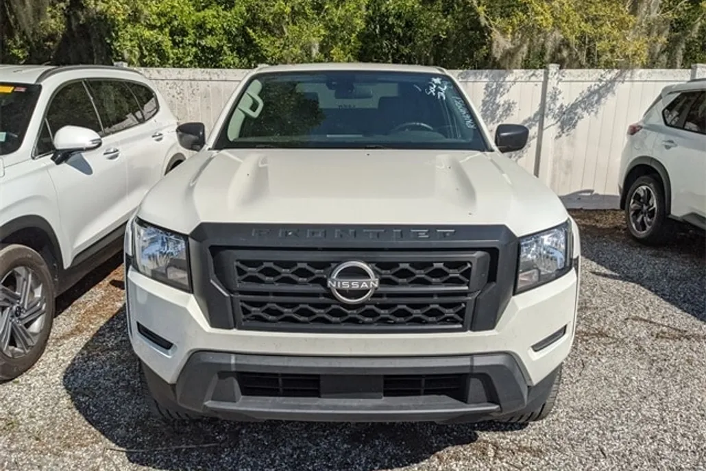 2024 Nissan Frontier S King Cab photo 1