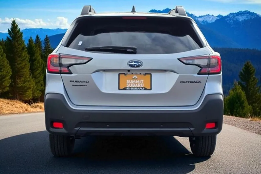 2025 Subaru Outback Onyx Edition photo 1