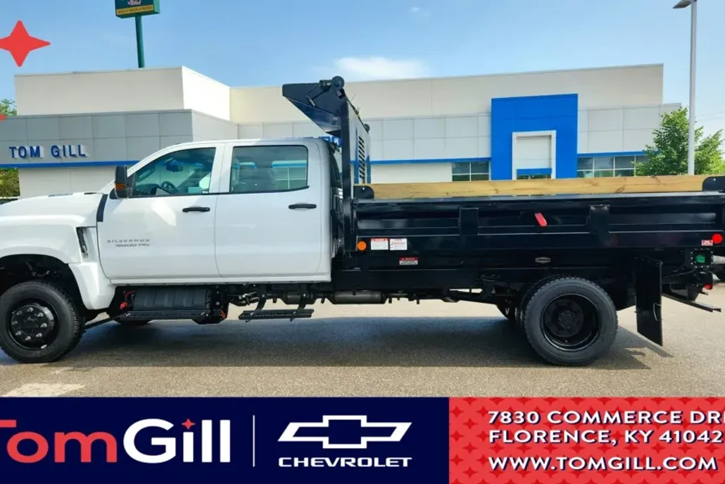 2024 Chevrolet Silverado Work Truck photo 1