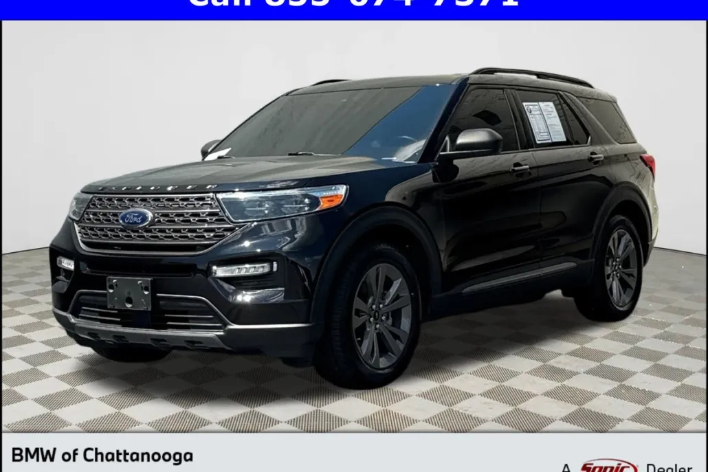 2021 Ford Explorer XLT photo 1