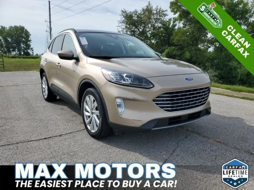 2021 Ford Escape Titanium photo 1