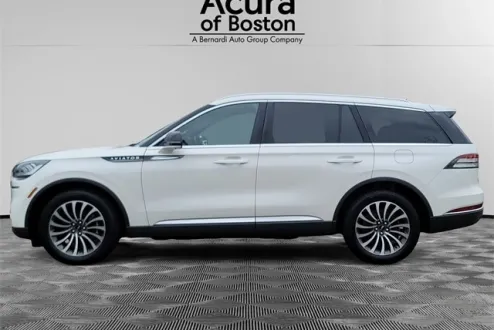2022 Lincoln Aviator Reserve photo 2