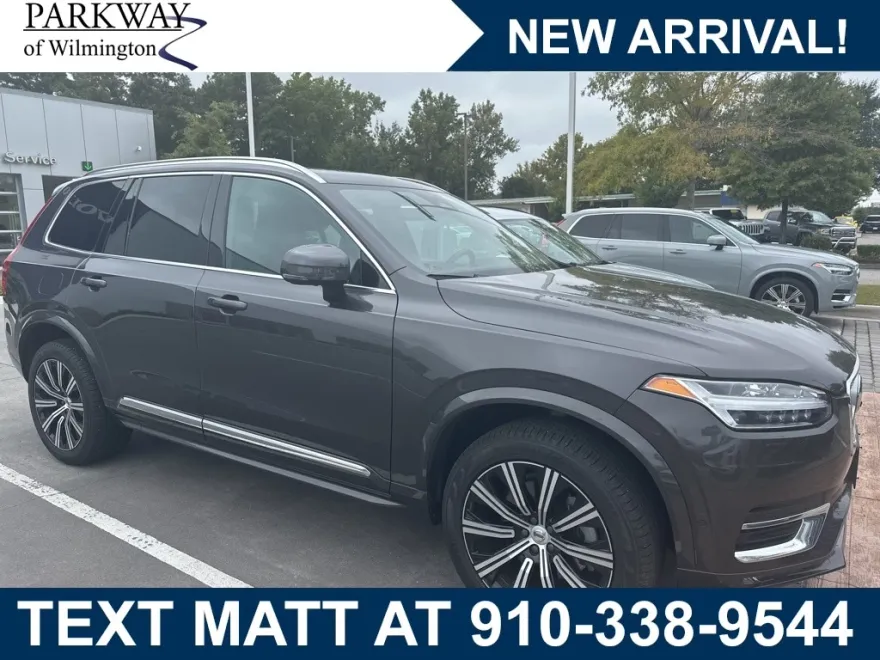 2024 Volvo XC90 Plus photo 1