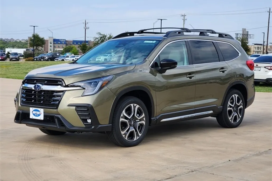 2025 Subaru Ascent Limited photo 1