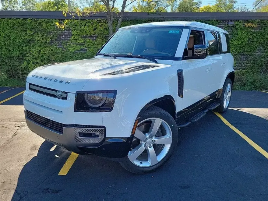 2025 Land Rover Defender 110 X-Dynamic SE photo 1