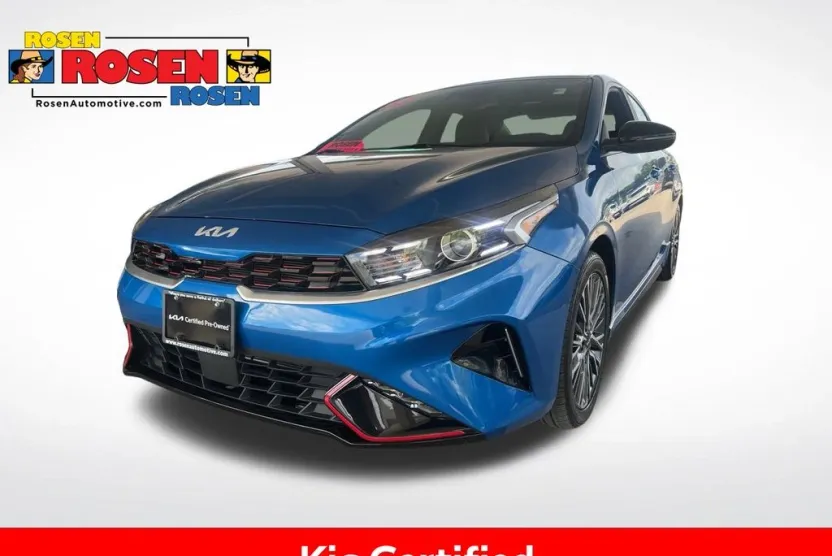 2023 Kia Forte GT-Line photo 1
