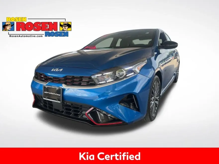 2023 Kia Forte GT-Line photo 1