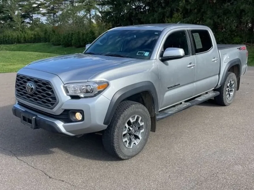 2023 Toyota Tacoma TRD Off-Road photo 1