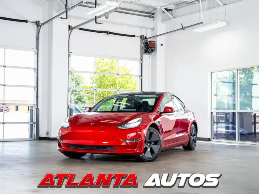2021 Tesla Model 3 Standard Range Plus photo 1