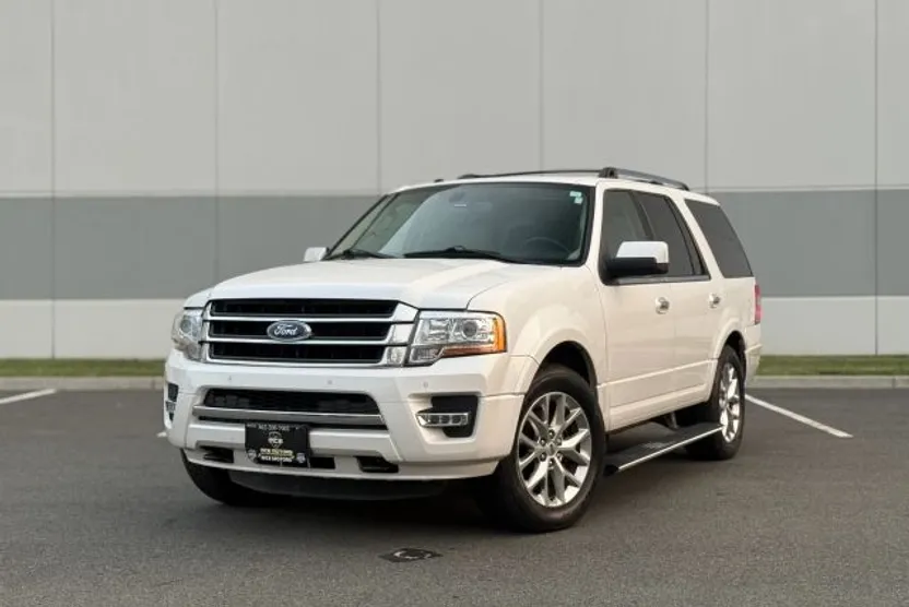 2017 Ford Expedition Limited photo 1