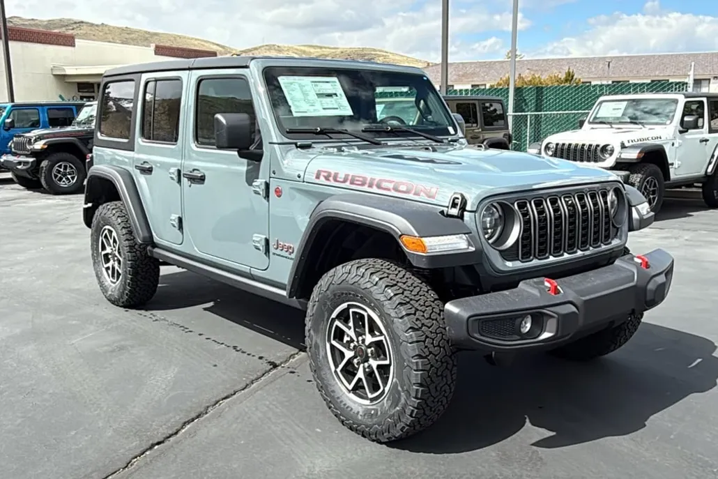 2025 Jeep Wrangler Rubicon photo 1