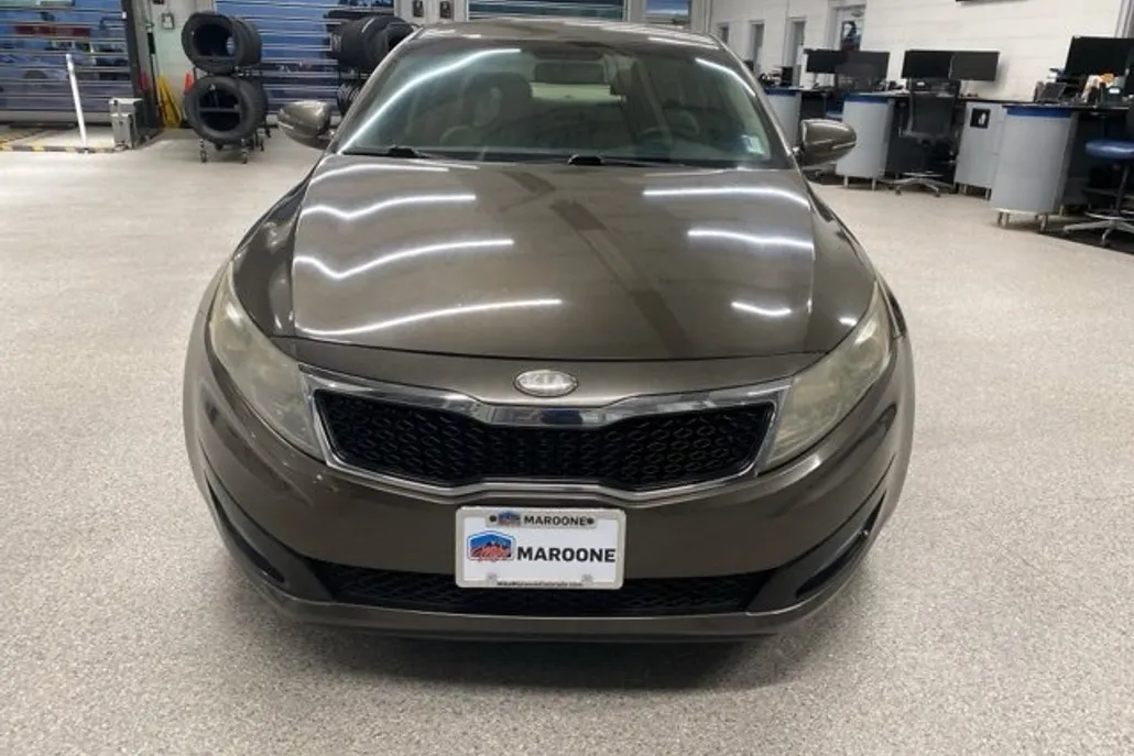 2013 Kia Optima LX photo 1