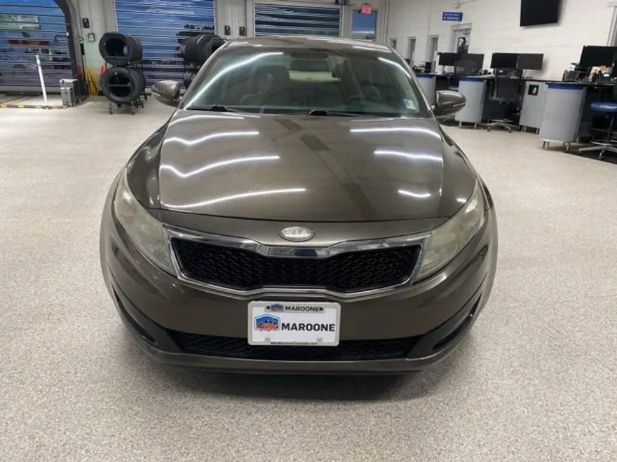 2013 Kia Optima LX photo 1