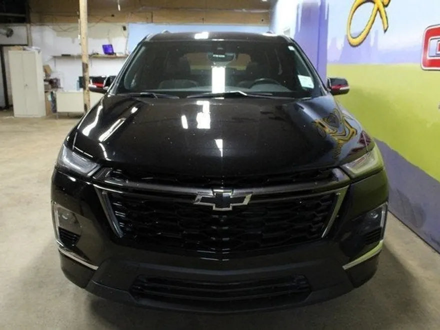 2023 Chevrolet Traverse Premier photo 1