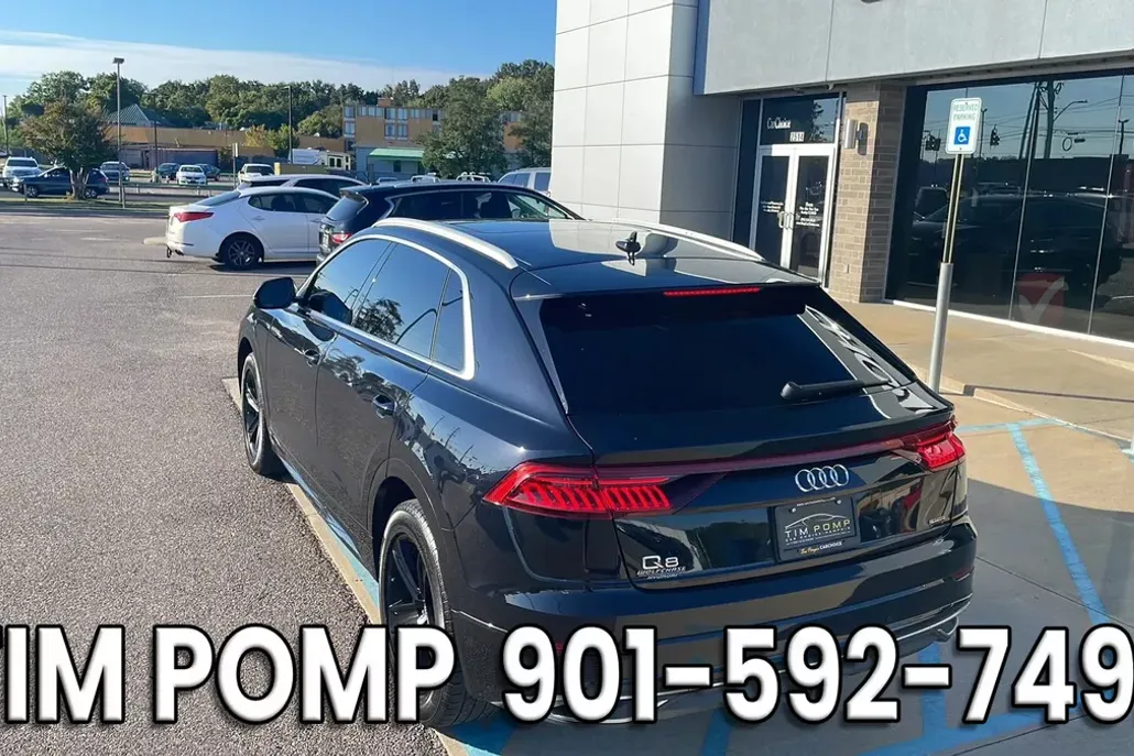 2019 Audi Q8 Premium photo 1