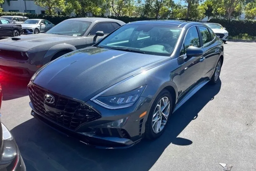 2023 Hyundai Sonata SEL photo 1