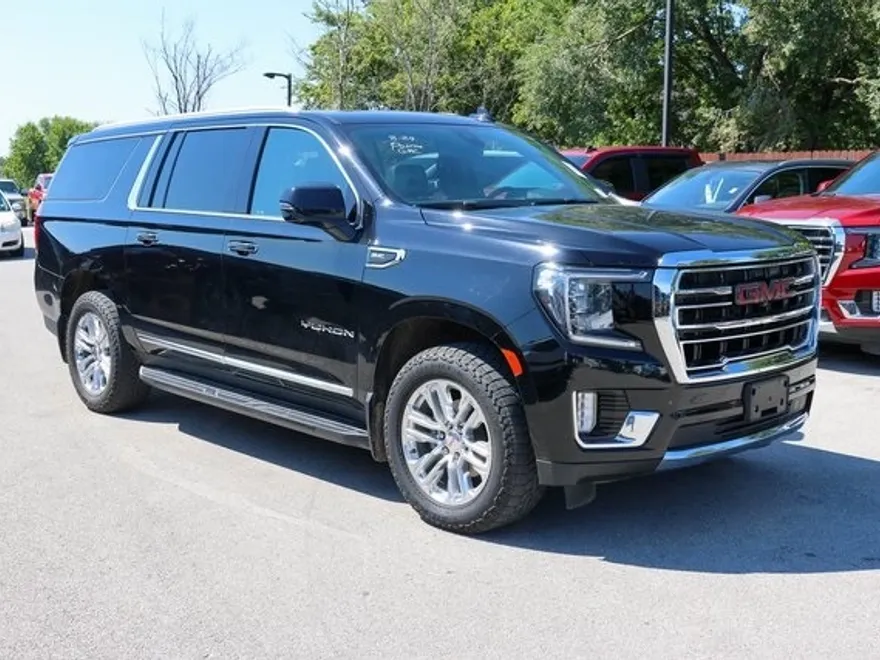 2021 Gmc Yukon XL SLT photo 1