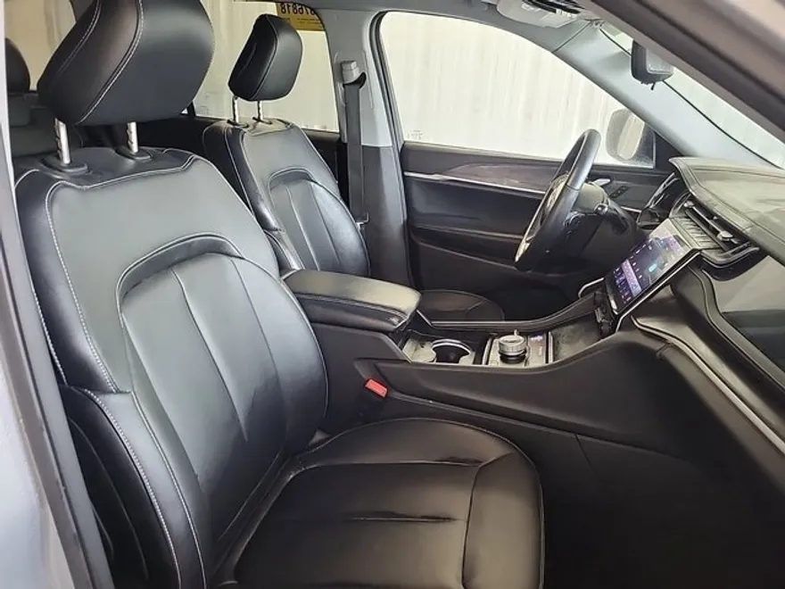 2022 Jeep Cherokee Limited 4xe photo 1