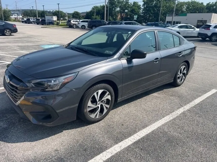 2025 Subaru Legacy Base photo 1