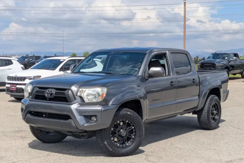 2013 Toyota Tacoma PreRunner photo 1