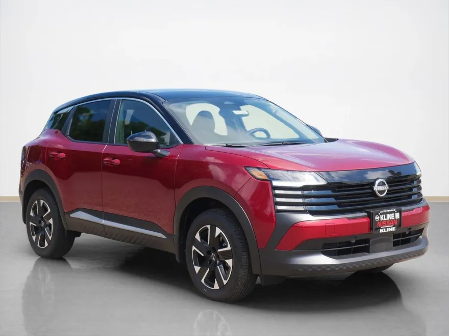 2025 Nissan Kicks SV photo 1