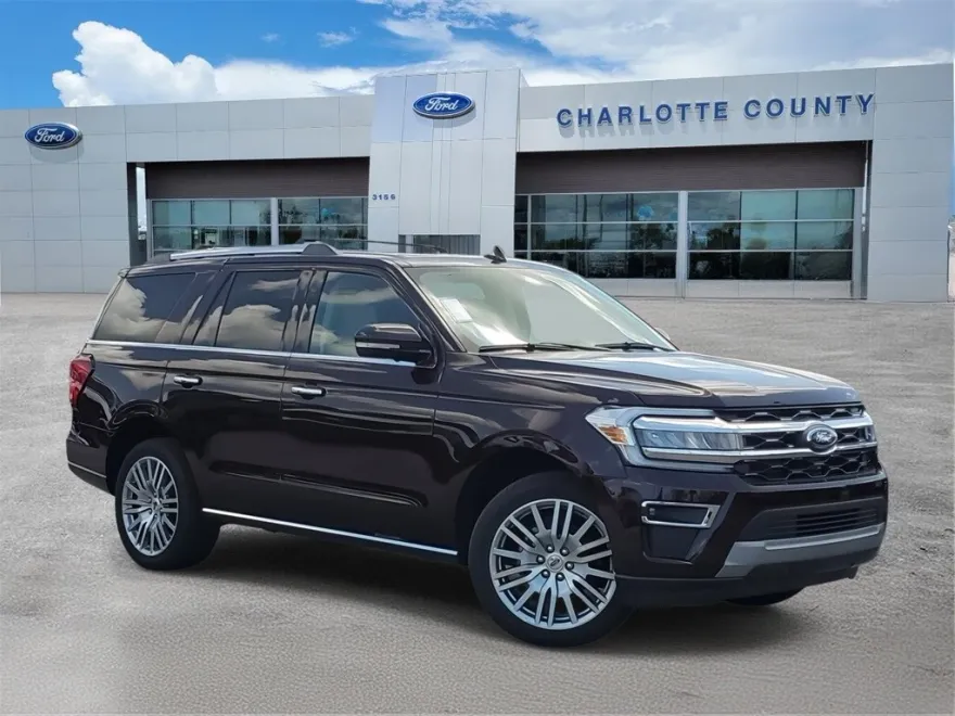 2024 Ford Expedition Limited photo 1