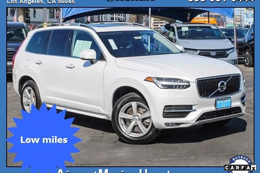 2018 Volvo XC90 T5 Momentum photo 1