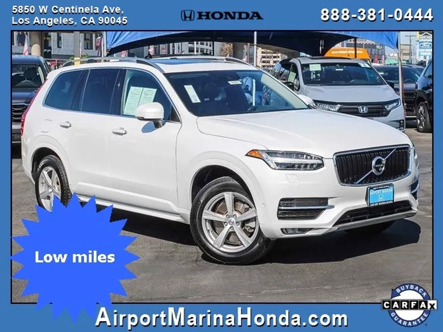 2018 Volvo XC90 T5 Momentum photo 1