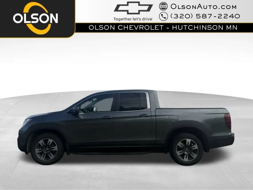 2017 Honda Ridgeline RTL-T photo 1
