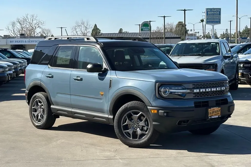 2024 Ford Bronco Sport Badlands photo 1