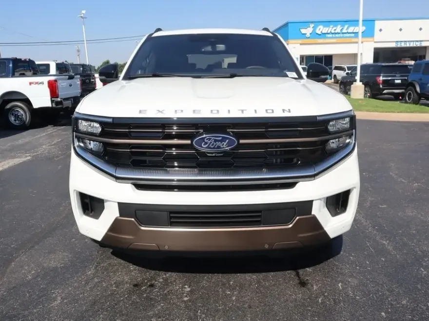 2025 Ford Expedition MAX King Ranch photo 1