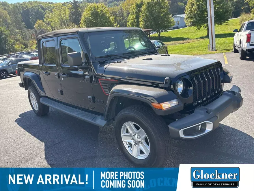 2022 Jeep Gladiator Sport photo 1