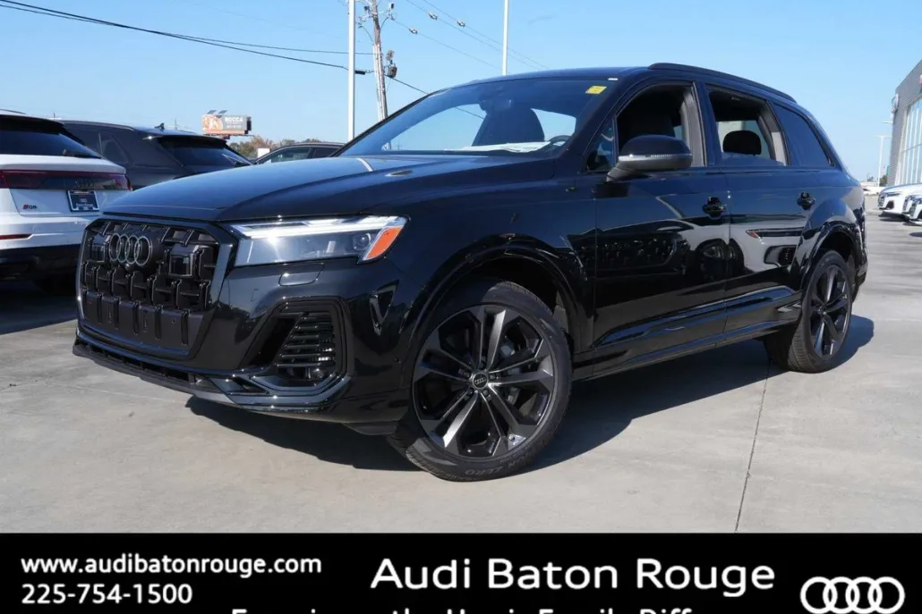 2025 Audi Q7 55 Premium Plus photo 1