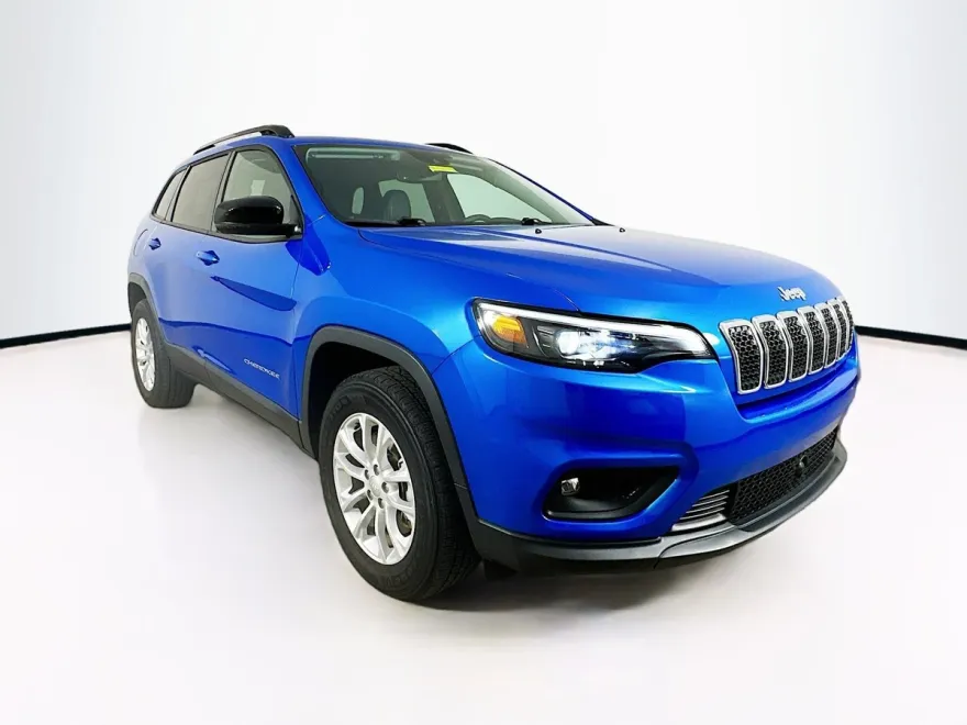 2022 Jeep Cherokee Latitude Lux photo 1
