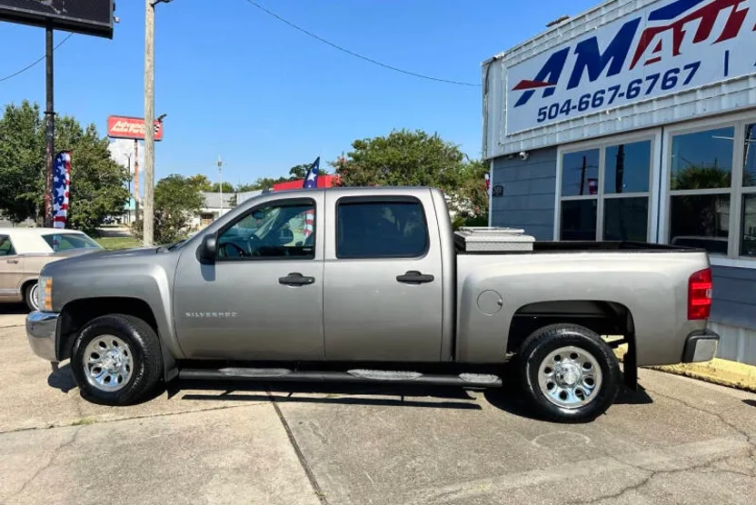 2013 Chevrolet Silverado 1500 LS photo 1