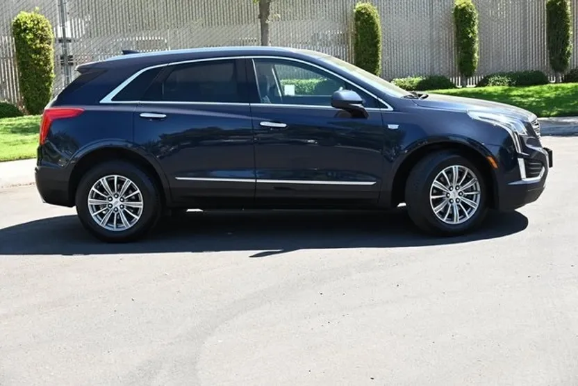 2017 Cadillac XT5 Luxury photo 1
