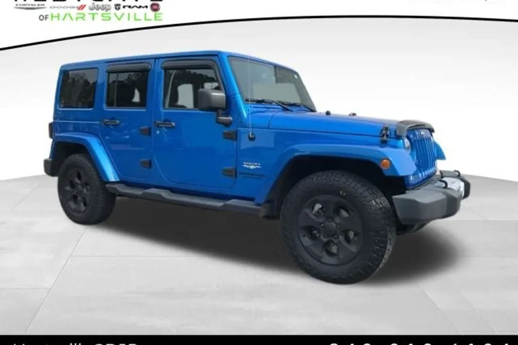 2015 Jeep Wrangler Unlimited Sahara photo 1