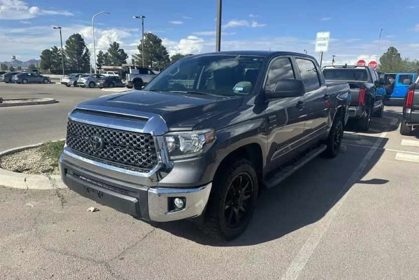 2021 Toyota Tundra SR5 CrewMax photo 1