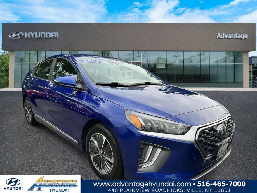 2022 Hyundai Ioniq Plug-In Hybrid SEL photo 1