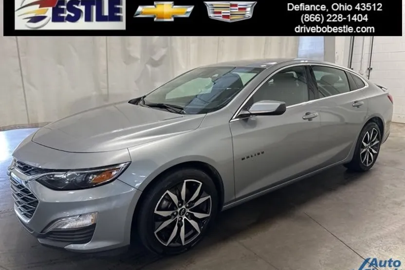 2024 Chevrolet Malibu RS photo 1