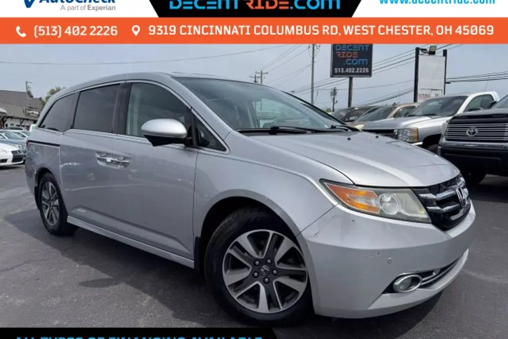 2015 Honda Odyssey Touring Elite photo 1