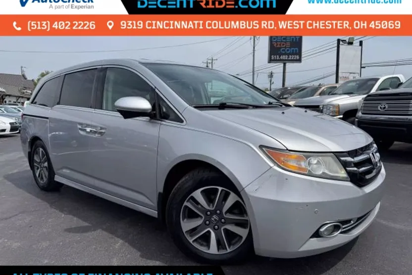 2015 Honda Odyssey Touring Elite photo 1