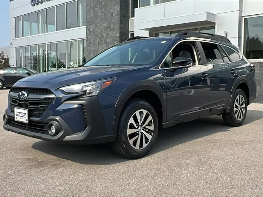 2025 Subaru Outback Premium photo 1