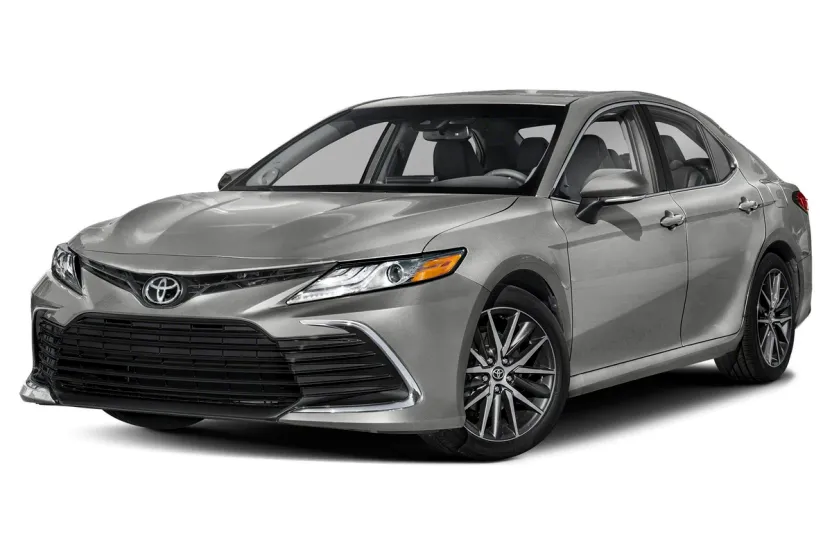 2021 Toyota Camry XLE photo 1