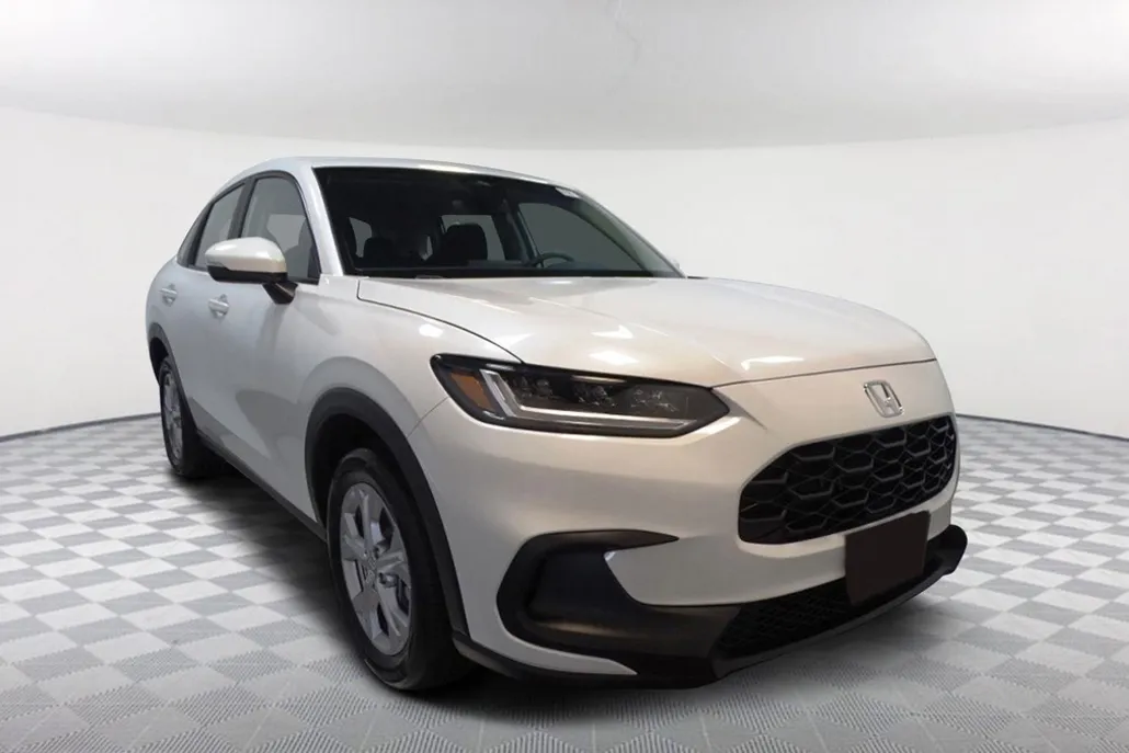2025 Honda HR-V LX photo 1