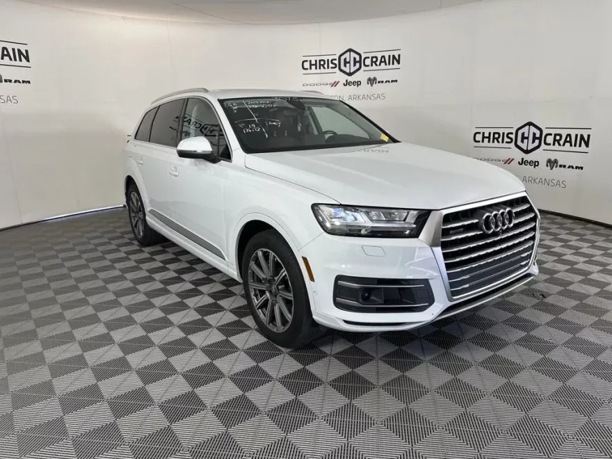 2019 Audi Q7 45 Premium photo 1