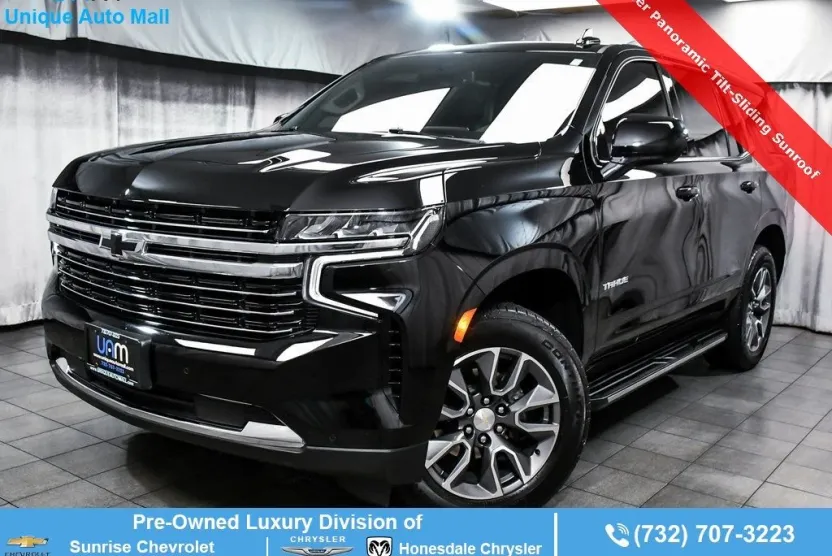 2023 Chevrolet Tahoe LT photo 1