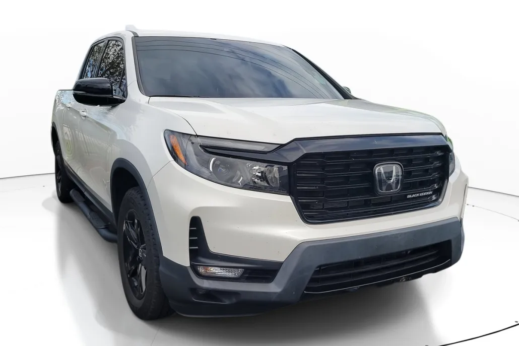 2022 Honda Ridgeline Black Edition photo 1