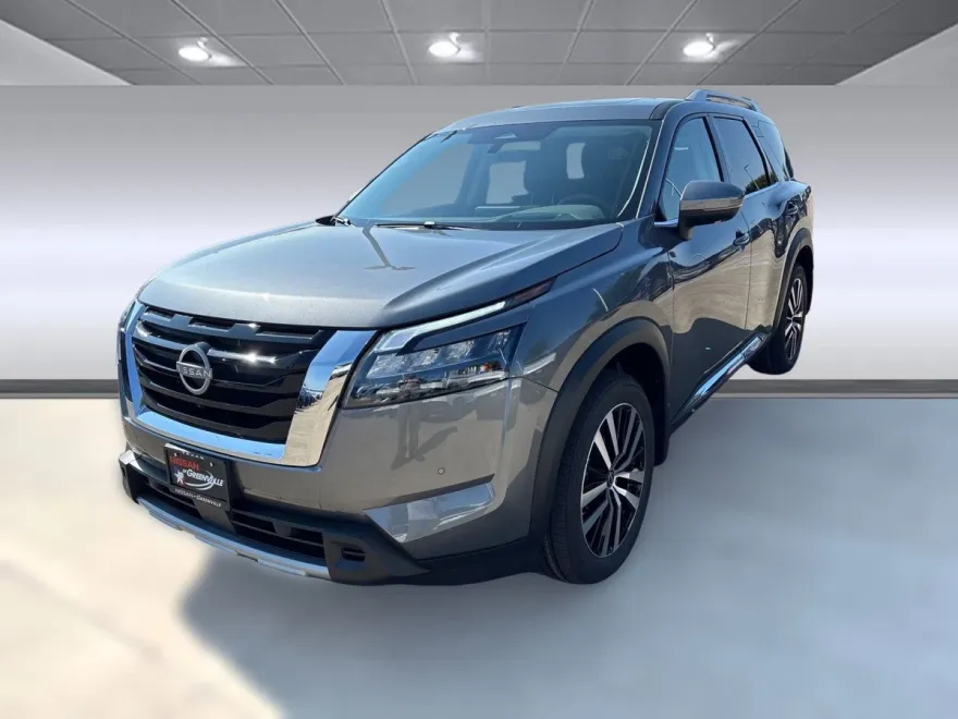 2025 Nissan Pathfinder Platinum photo 1