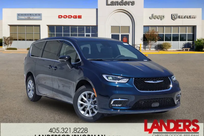 2025 Chrysler Pacifica photo 1